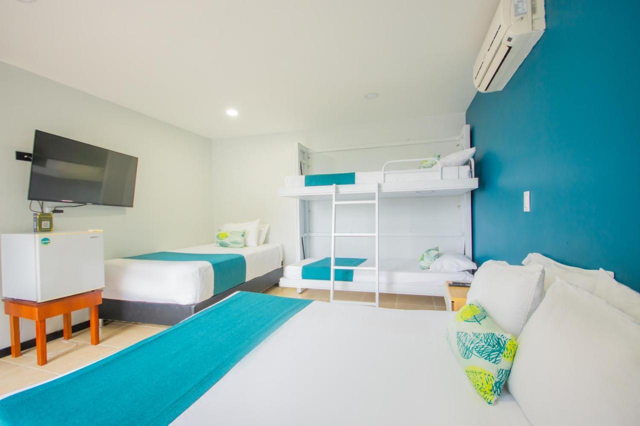 Family Room with Private Bathroom,1396934480:JPEG