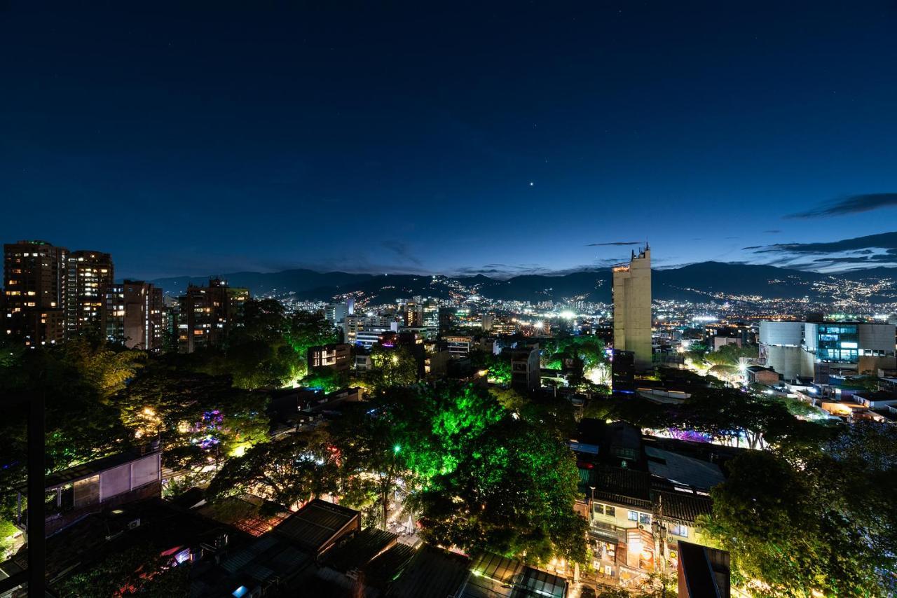 Two-Bedroom Penthouse Apartment,1535025682:JPEG