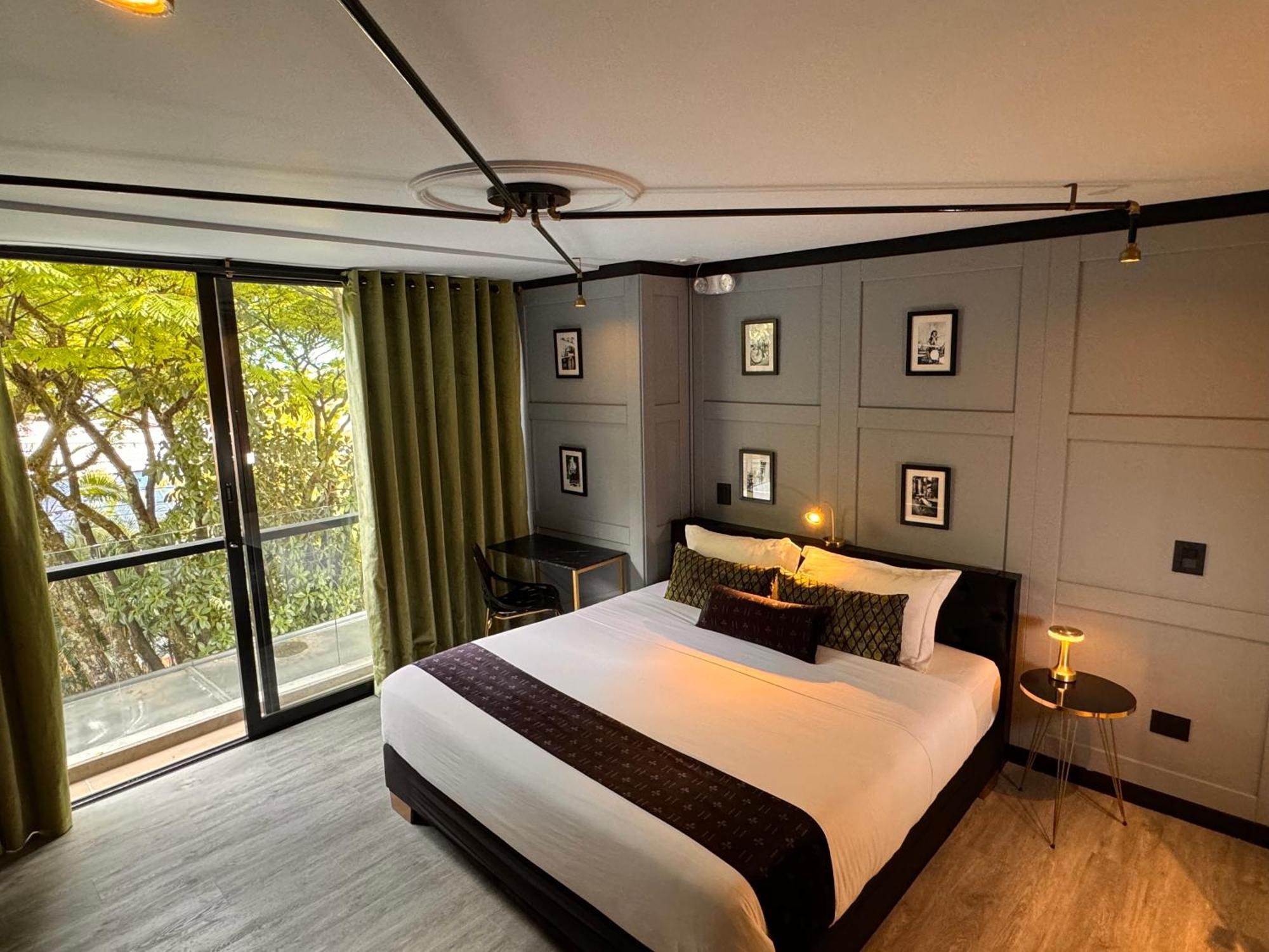 Habitación Doble Deluxe con balcón