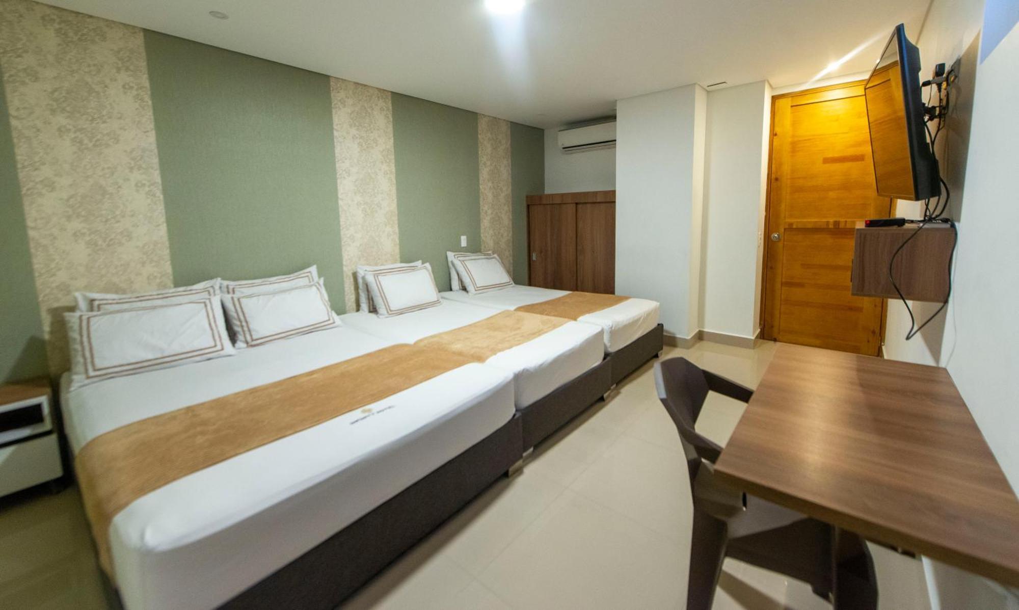 Classic Quadruple Room,1404666821:JPEG