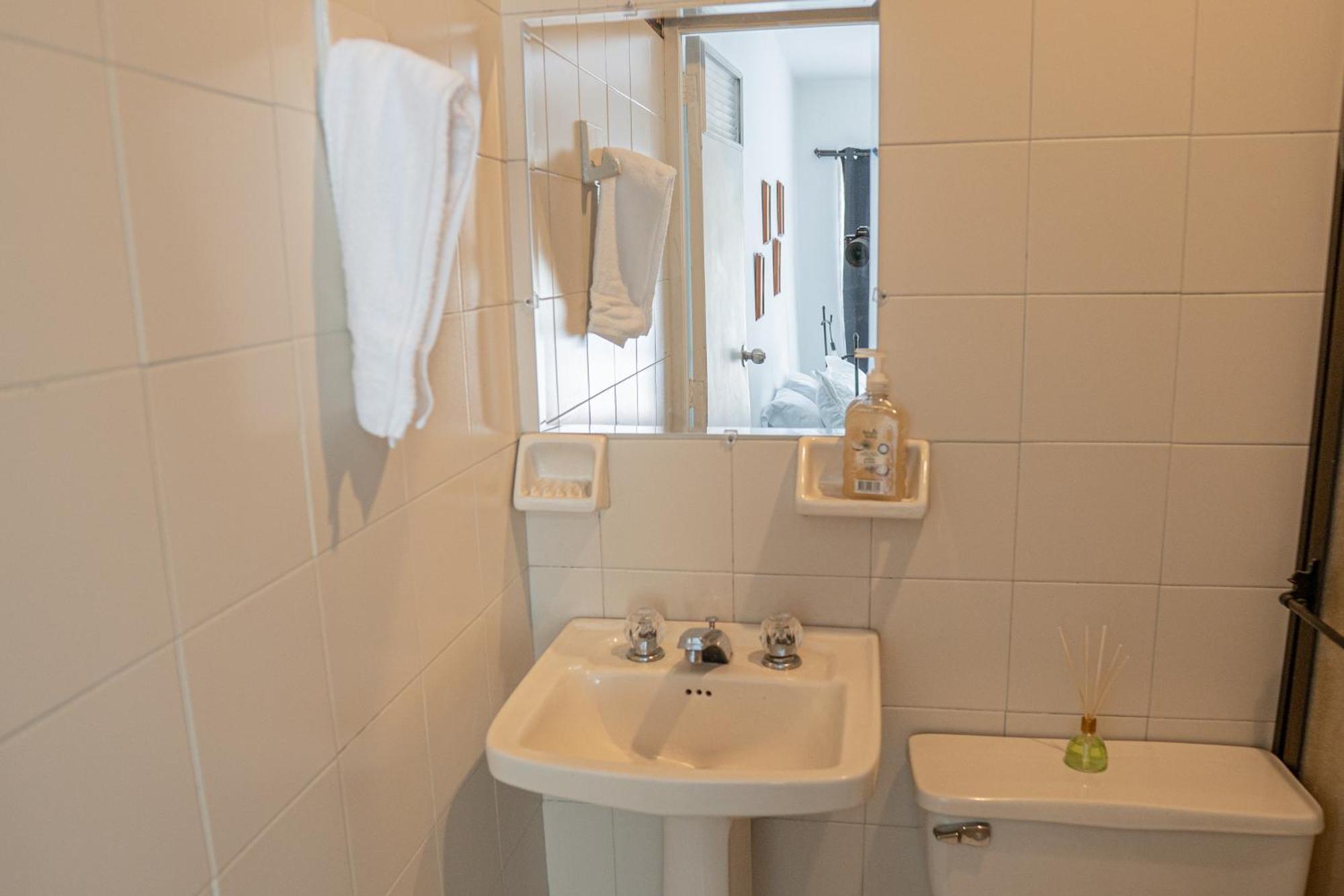 Habitación Doble con baño privado