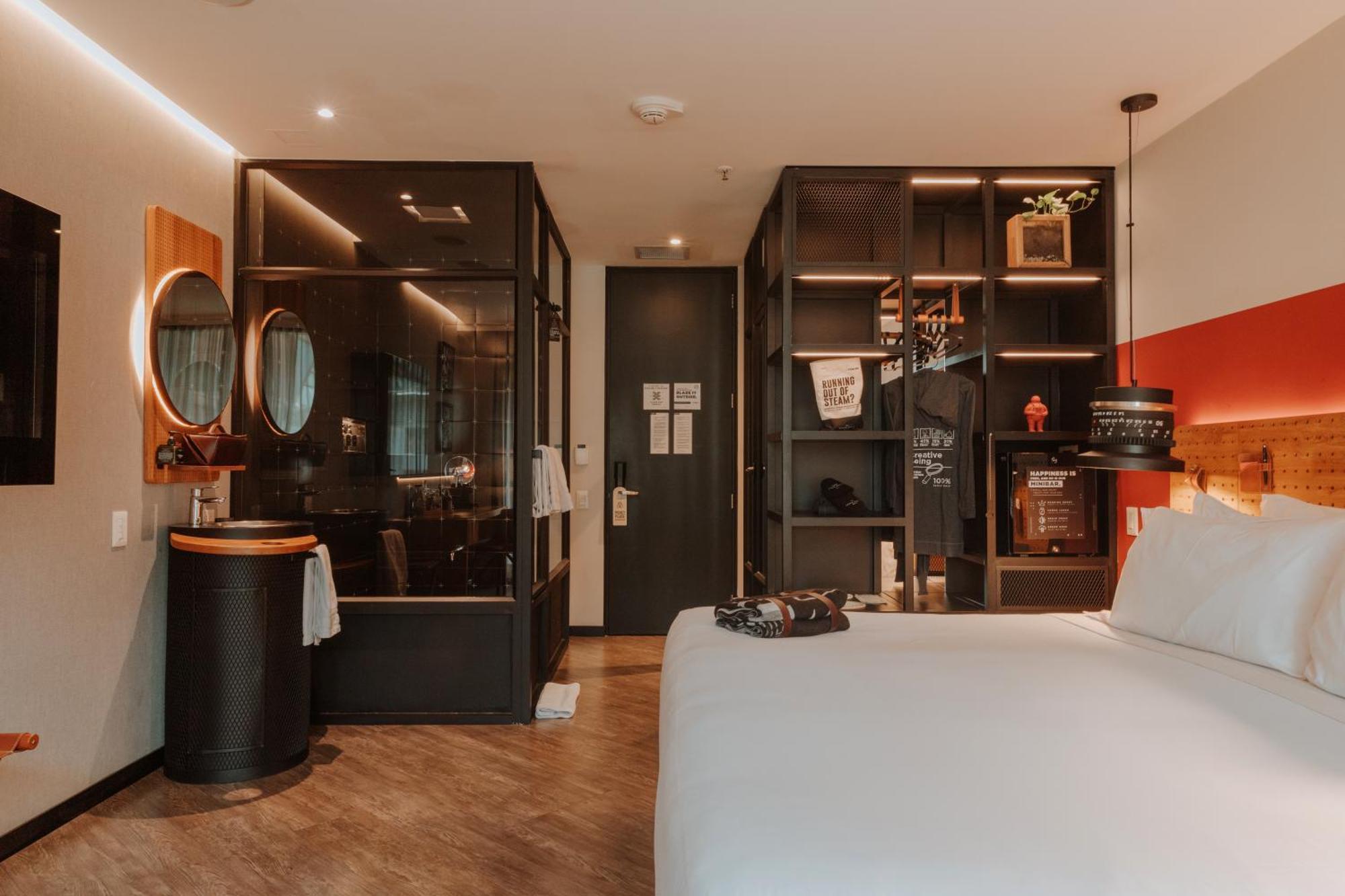 Junior Suite,1611200287:JPEG