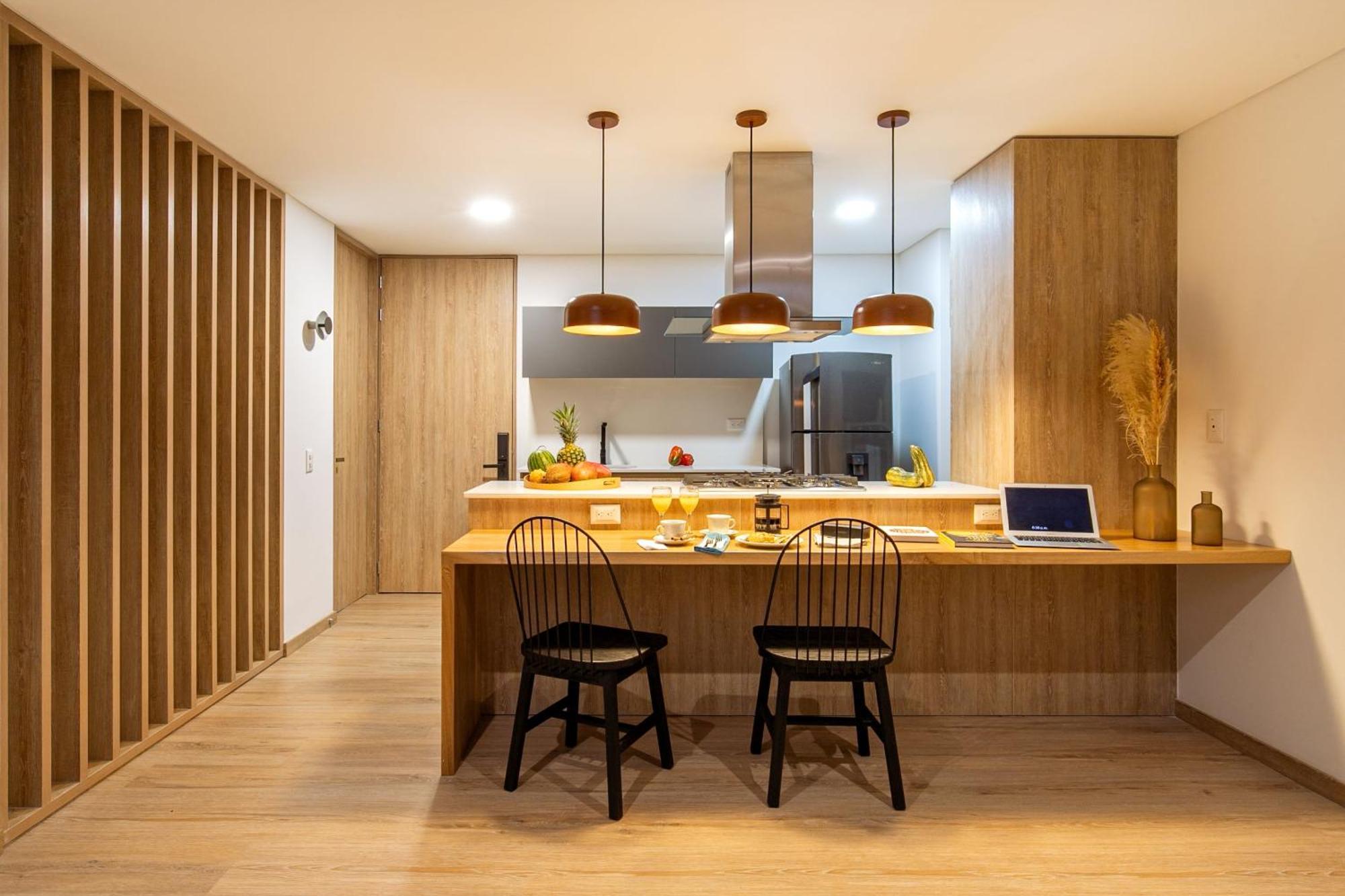 Three-Bedroom Deluxe Apartment