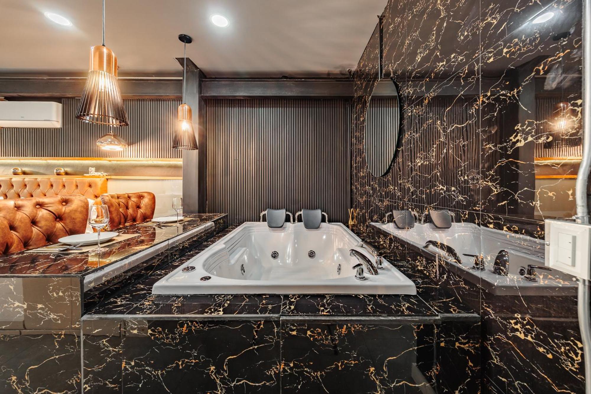 Suite Deluxe con bañera de hidromasaje