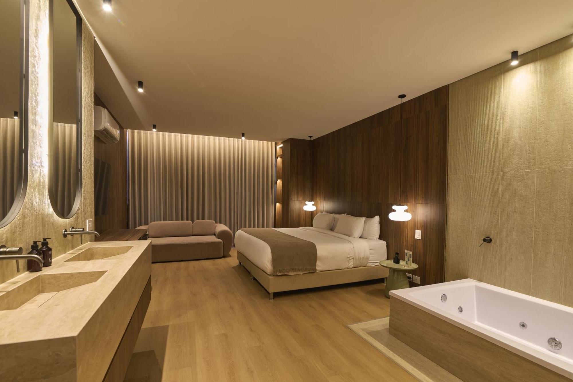 Junior Suite,1756528277:JPEG