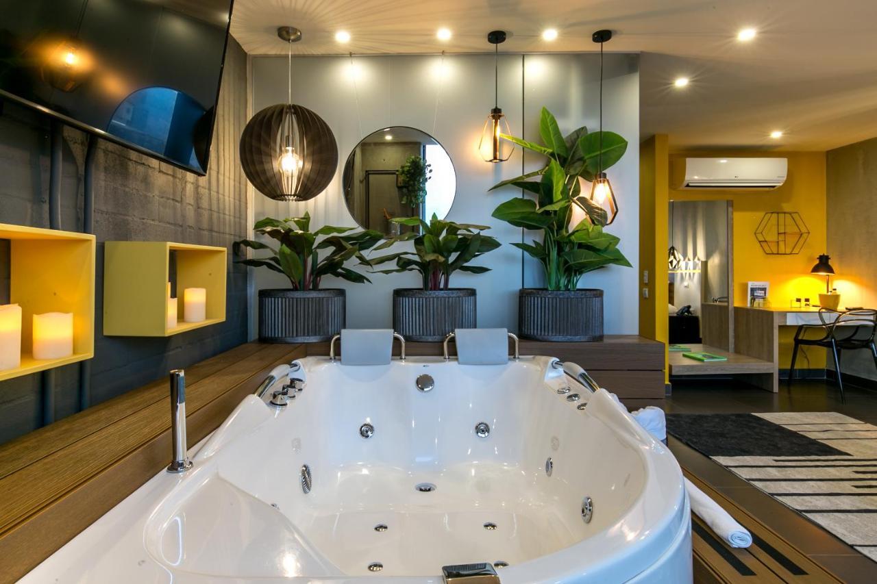 Habitación Suite Doble con bañera de hidromasaje - Planta superior