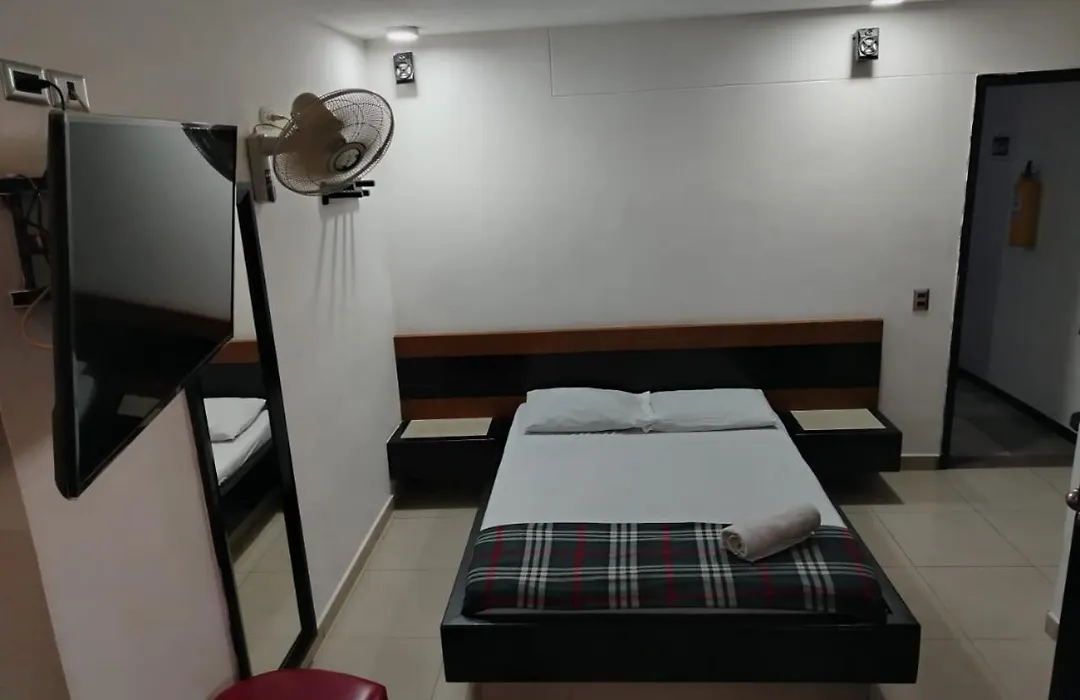 Hotel Country Medellin-1