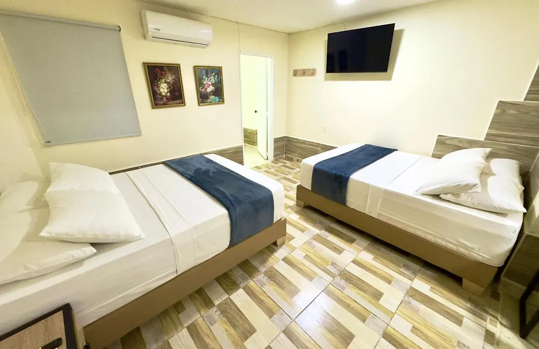 Hotel Estadio 80-1