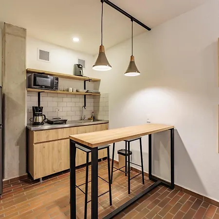 The Somos Flats Laureles-3