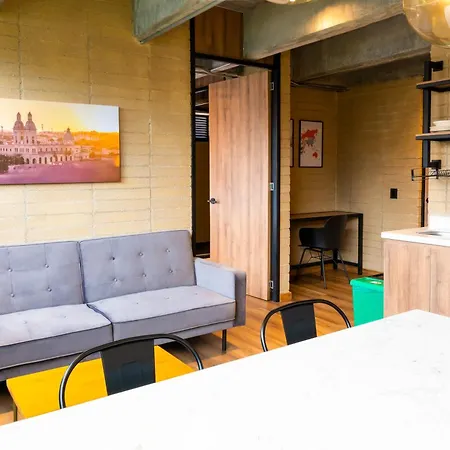 Loft 43-3