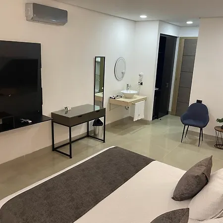 Hotel Merlott 70-3