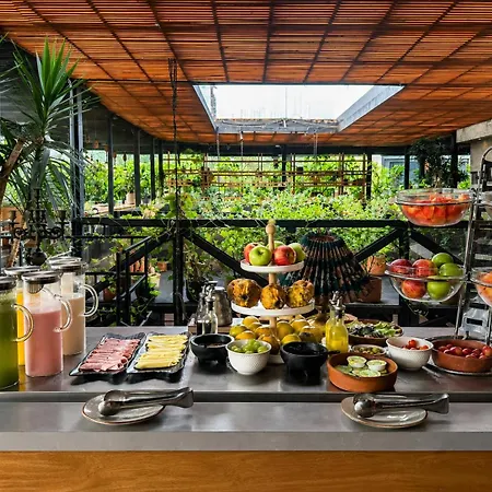 The Art Hotel El Poblado Medellín By Key 33-3