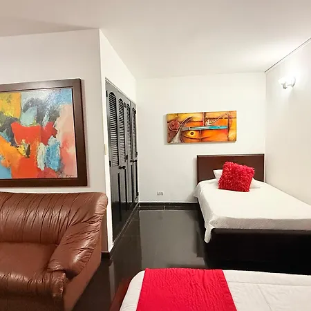 Hotel Lleras Premium #1-3