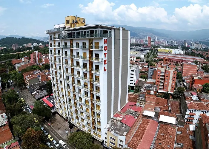 Hoteles en MedellinDorado La 70