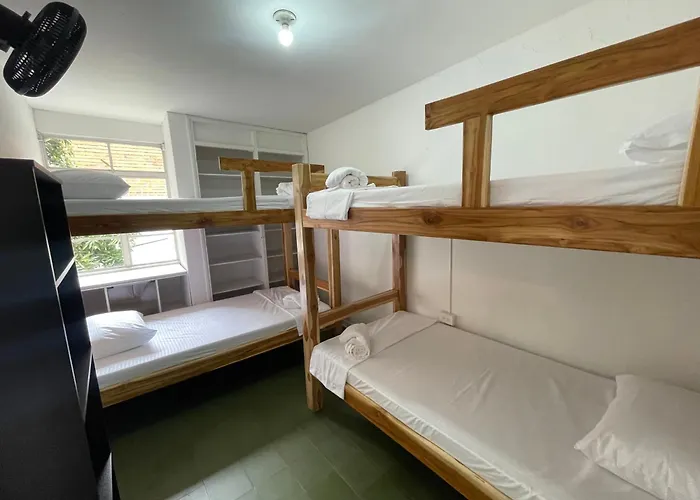 Hostal La Bodeguita Del Mundo Laureles Medellín