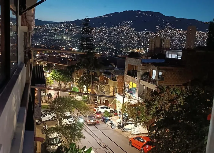 Campo Valdes Park Hostel Medellín