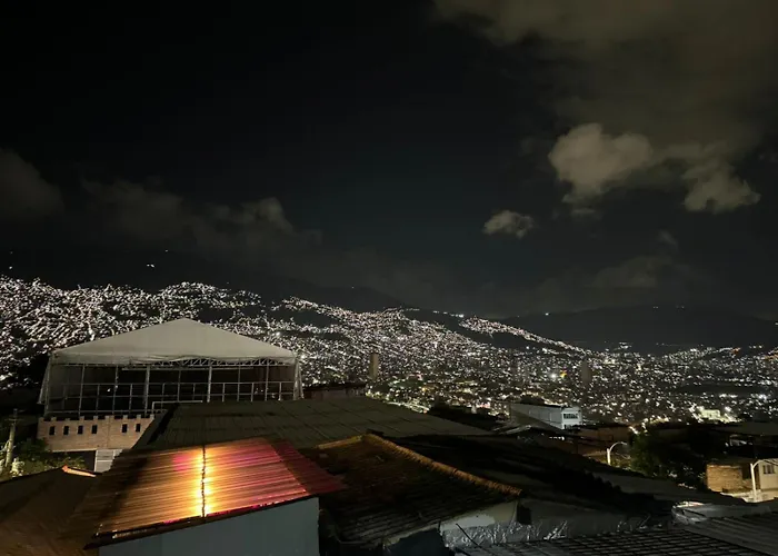 Hotel Atlantis Luxury Medellín