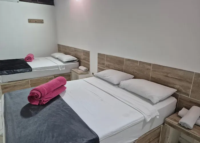 Hoteles en MedellinBrisas