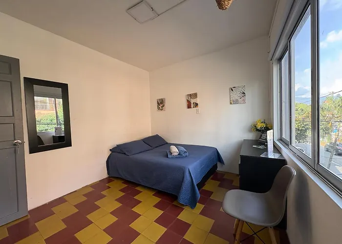 Coliving Casa encanto, Apartamento - Habitaciones, Laureles-América Medellín