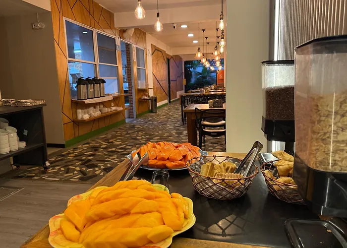 Greenview Medellin By St Hoteles