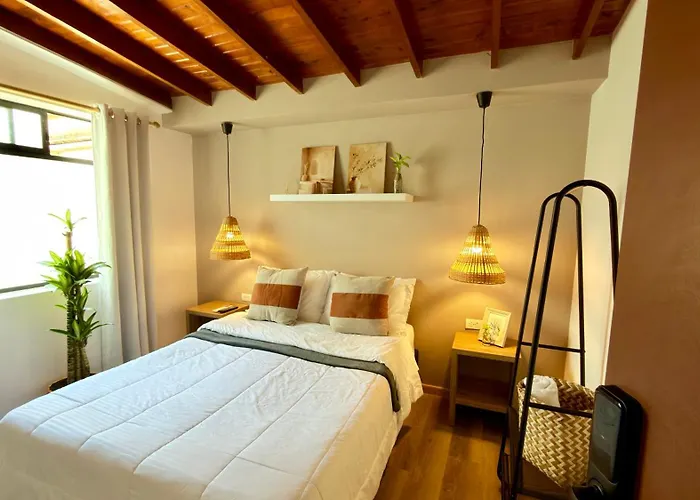 Luum Guest House Manila Medellín